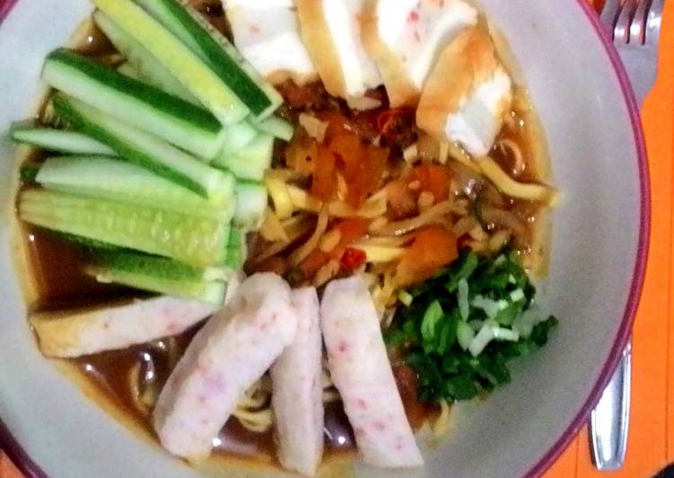 gambar untuk resep makanan Mi Ramen Bakso Seafood