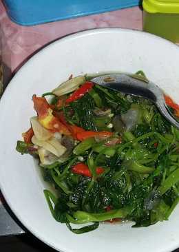 Tumis kangkung simpel