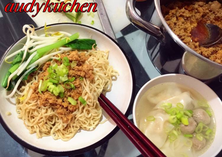 gambar untuk resep Mie Ayam Bakso Pangsit (ayam+udang)