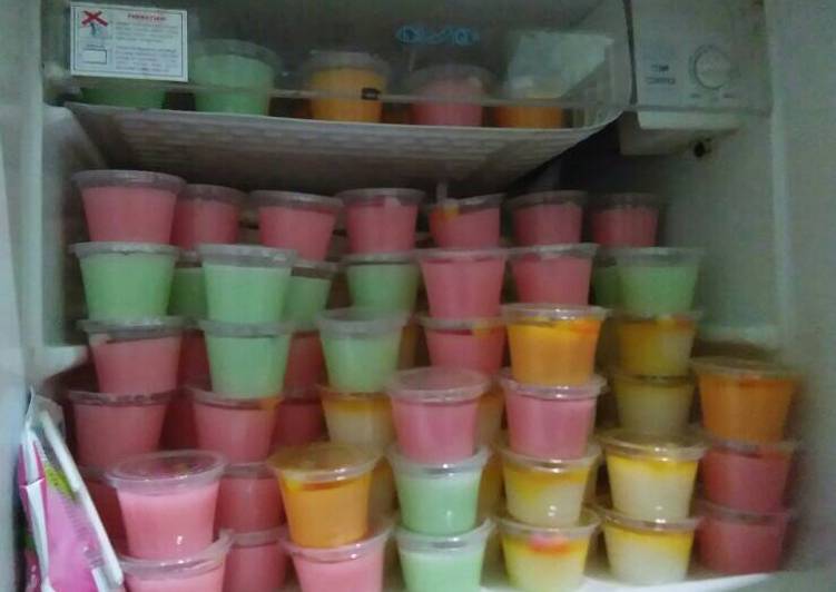 bahan dan cara membuat Puding Sutera Aneka Rasa