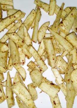 Baked cassava fries