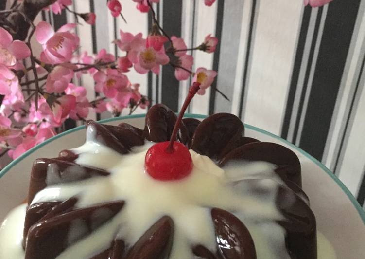 resep masakan Pudding Coklat Saus Fla