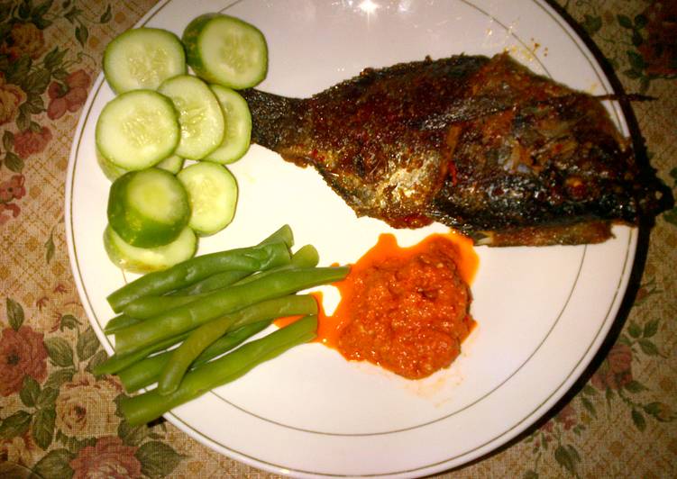 resep lengkap untuk ikan nila bakar sambal terasi