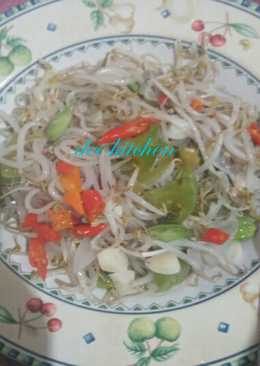 Tumis tauge campur teri nasi, pete
