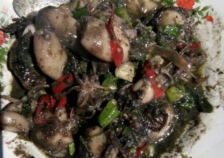 resep makanan Oseng Cumi Hitam