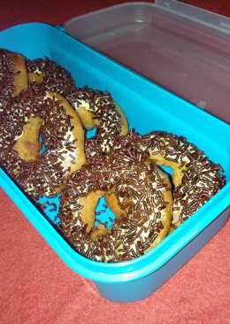 Donat kentang mises coklat