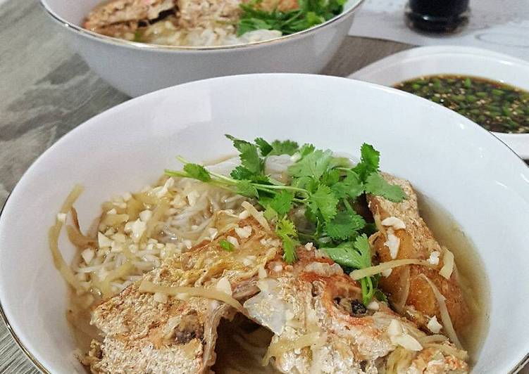 gambar untuk cara membuat Resep HuThau Bihun ~ Sop Bihun Ikan Kakap Goreng