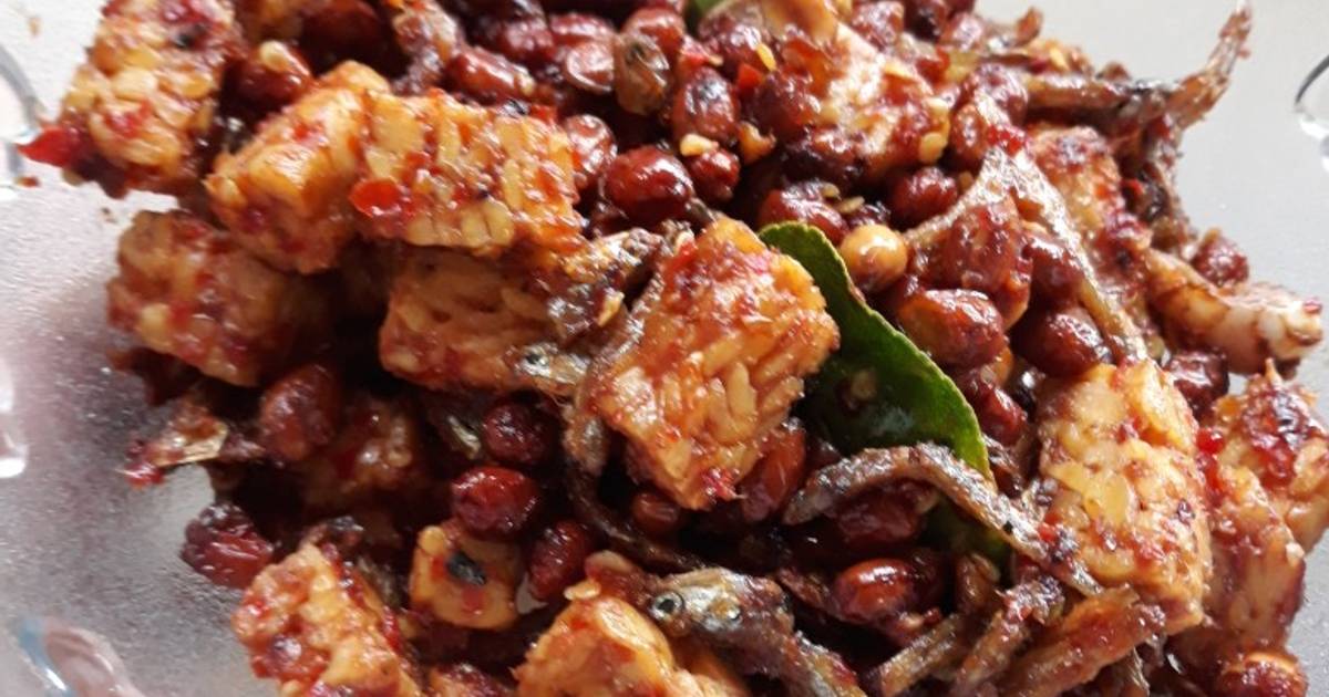  Resep  Sambal goreng ikan  teri  kacang  tanah tempe  oleh 