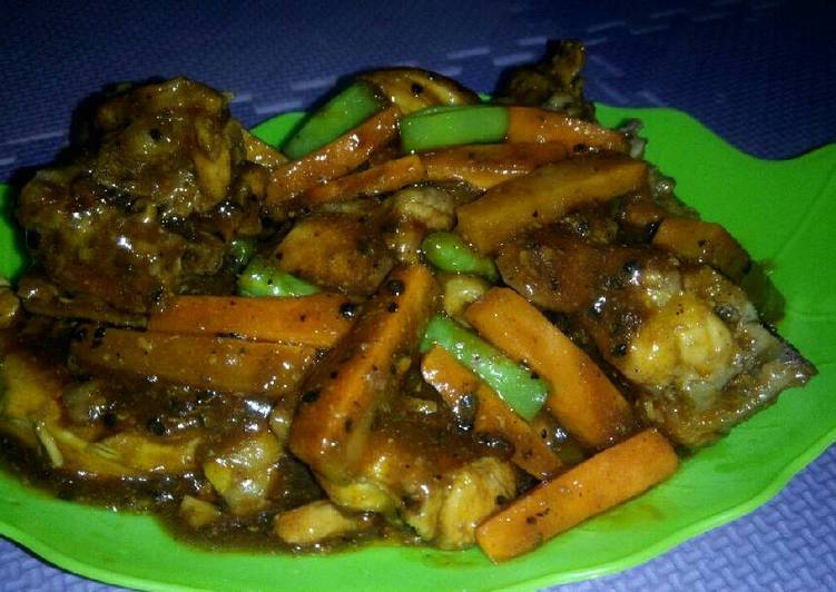 bahan dan cara membuat Ayam sauce lada hitam