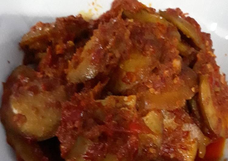 bahan dan cara membuat Lado jariang atau sambal jengkol