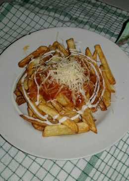 Kentang goreng saus bolognese