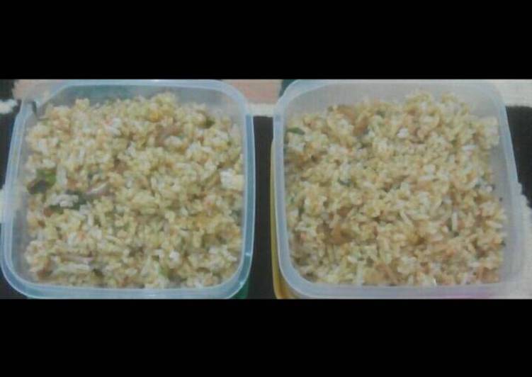  Resep Nasi Goreng Daun Jeruk  oleh Novelia EZ Syahril Cookpad