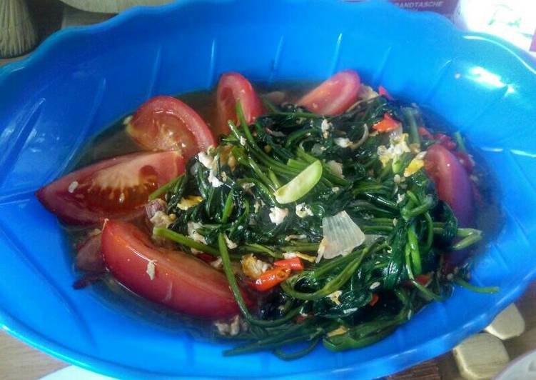 gambar untuk cara membuat Tumis kangkung saus tiram + extra pete