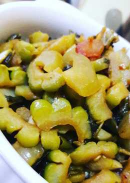 Tumis paria sawi asin (sayur asin)