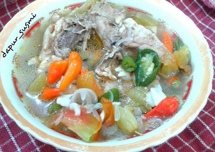 gambar untuk resep Asem asem Ayam (seger banget)