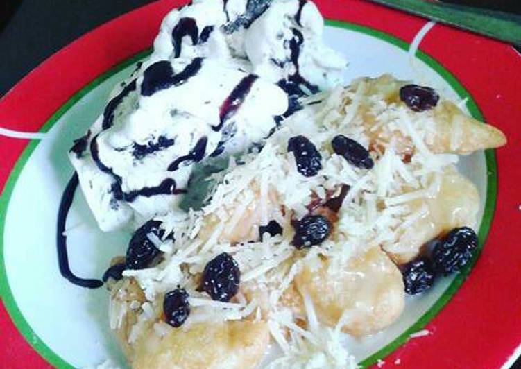 resep masakan Banana Kriuk with chohocheesy ice cream toping kismis