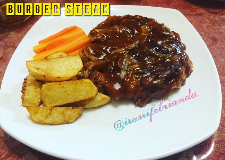 bahan dan cara membuat Burger steak (steak daging cincang)