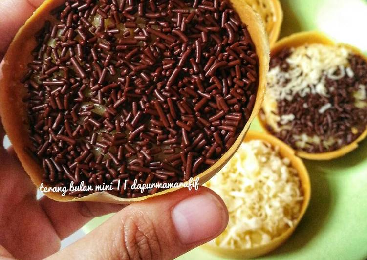 bahan dan cara membuat Kue terang bulan mini