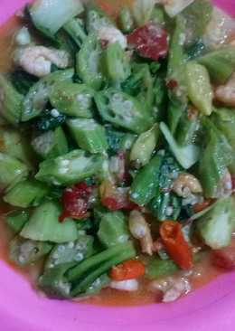 Tumis okra kailan udang