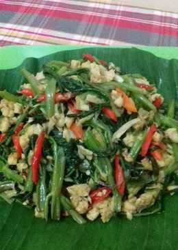 Oseng kangkung campur tempe