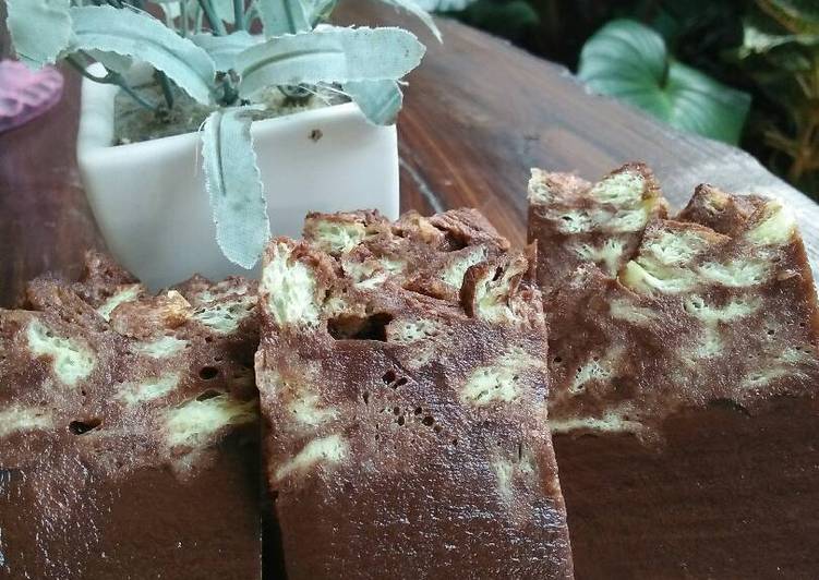 cara membuat Puding coklat roti tawar pandan