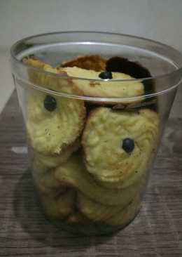 Kue semprit happy call