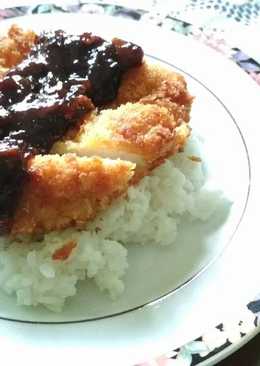 Chicken Katsu with Black pepper sauce