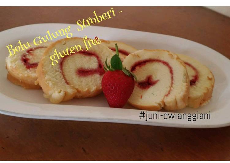 gambar untuk resep makanan Bolu Gulung Stroberi - gluten free