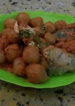 Cilok saus kacang