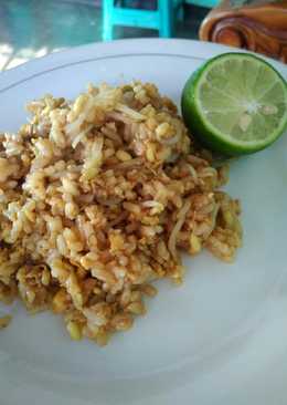 Nasi goreng kecambah aroma nipis