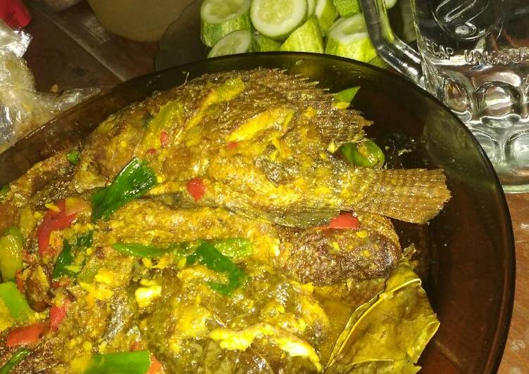 cara membuat Ikan Mujaer / Guram bumbu kuning sederhana enak nya gak nahan.