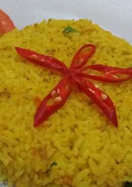 Nasi Goreng Kuning Lombok Ijo