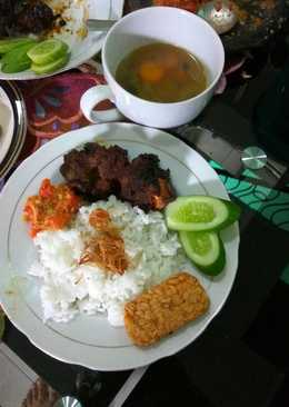 Sop iga bakar