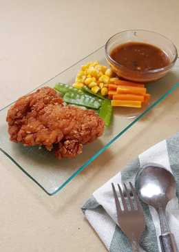 Steak ayam krispi saus jamur dan sayuran