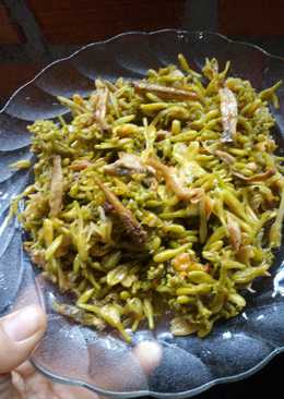 Oseng kembang kates teri nasi(no pahit)