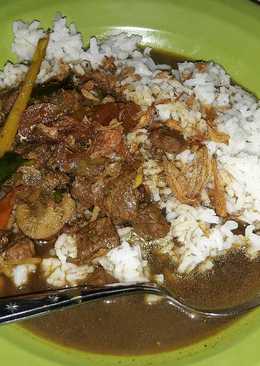 Nasi Rawon Jawa Timuran