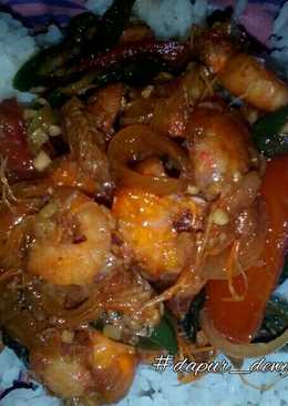 Tumis udang kecap pedas