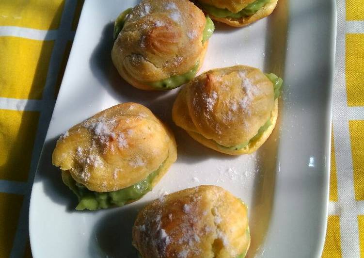 gambar untuk resep Matcha Choux Pastry aka Soes Greentea