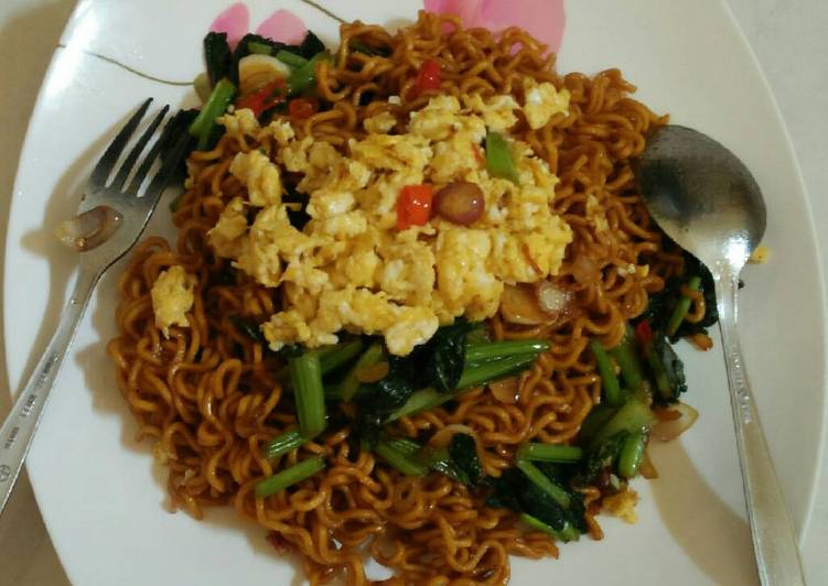 resep Mie goreng kecap pedas manis gurih