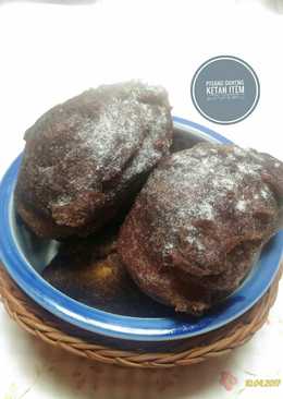 Pisang goreng ketan item