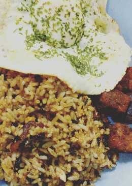 Nasi goreng seaweed nyuss