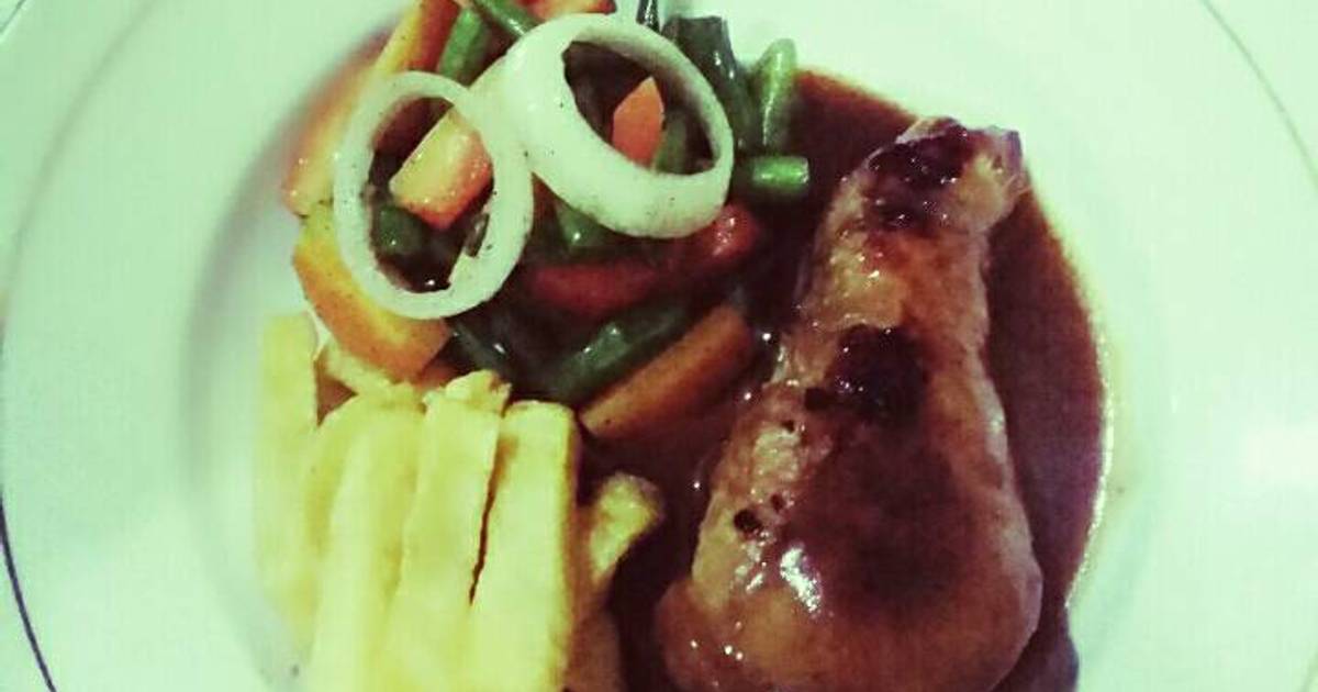 Resep Paha Ayam Kodok saus barbeque dengan setup sayuran dan kentang goreng ala Putri "Catering MAMA"