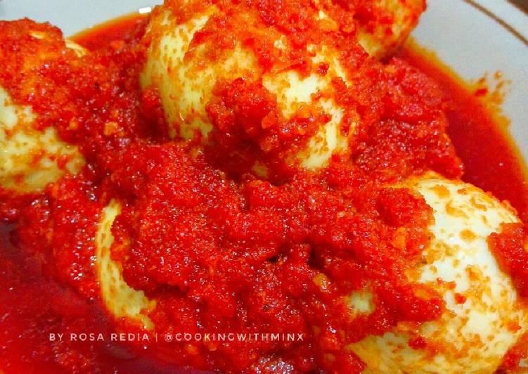 6. Balado Telur/ Telur Bumbu Merah Sederhana