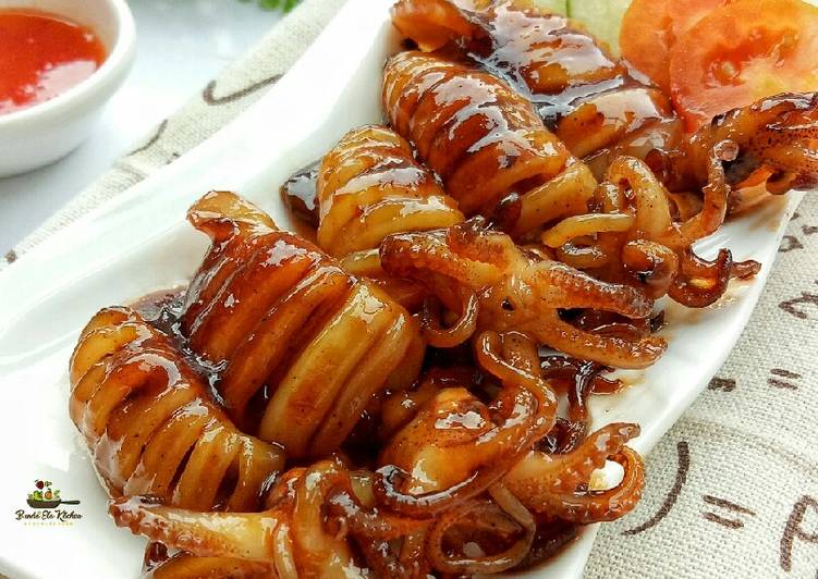 5 Masakan Berbahan Dasar Cumi-cumi yang Wajib Dicoba Pencinta Seafood