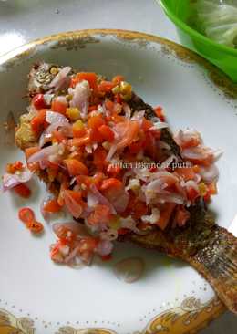 Ikan nila goreng sambal dabu dabu