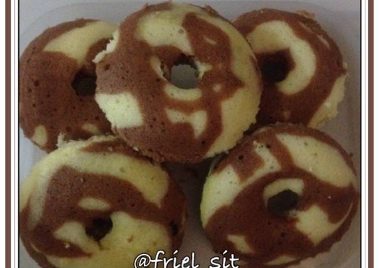 bahan dan cara membuat Bolu kukus zebra putih telur