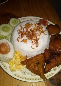 Nasi uduk aneka lauk