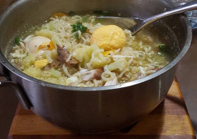 gambar untuk resep makanan Mie Instan Rebus Sayuran n Ayam Suwir