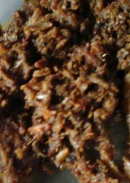 Krengsengan ikan asin