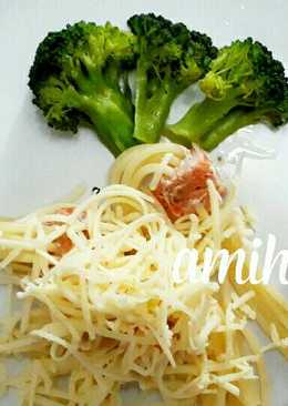 Spaghetti Tusuk Salmon